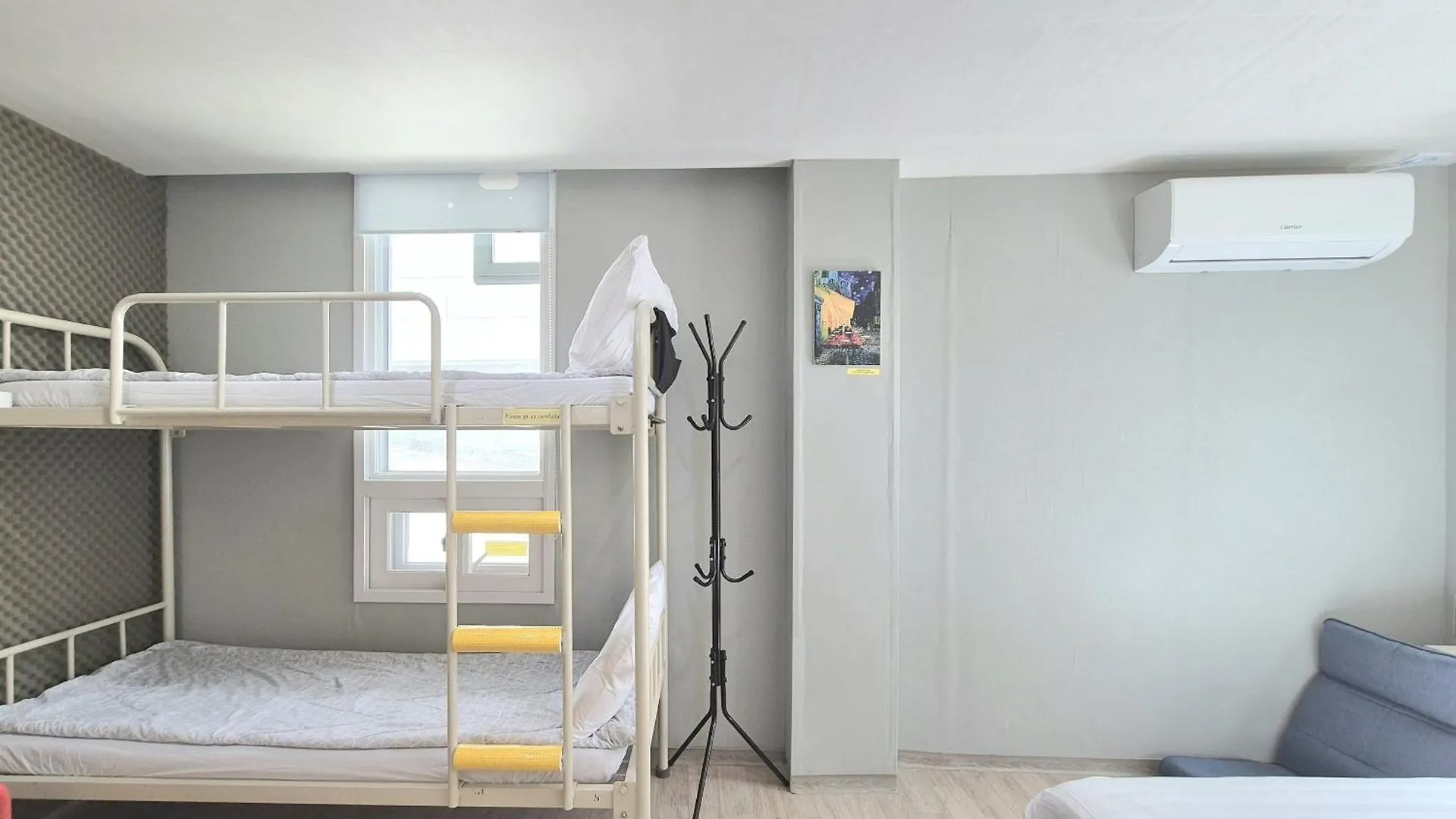 Hostel Tommy Seoul 2*,